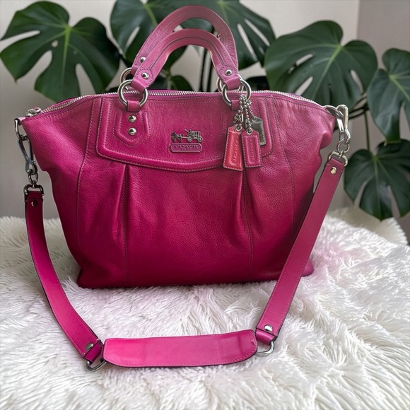 Coach Handbags - DO NOT BUY SOLD